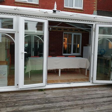 Spacious Townhouse With Sea Views Near Cardiff Барри Экстерьер фото